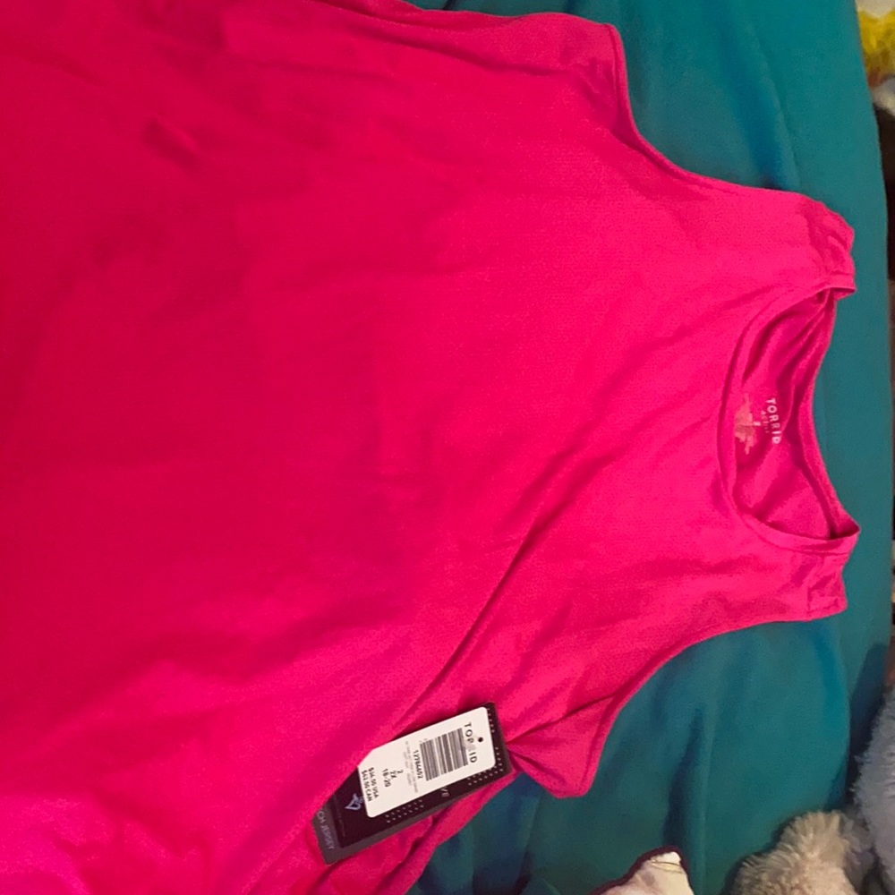 Torrid active size 2 tech jersey